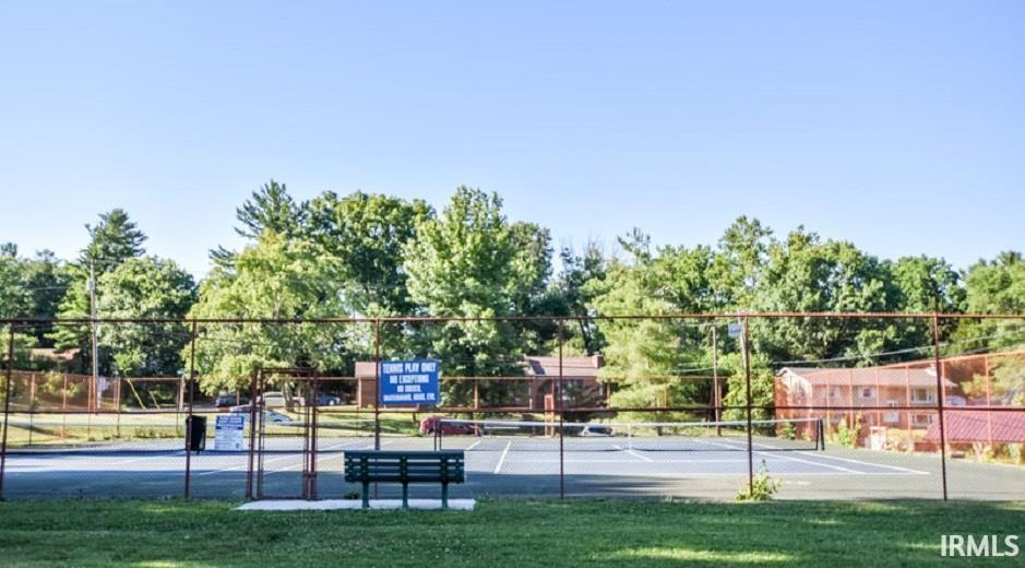 550 N Park Ridge Road