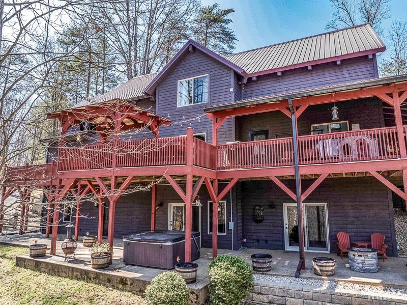 5736 N Pathways Drive