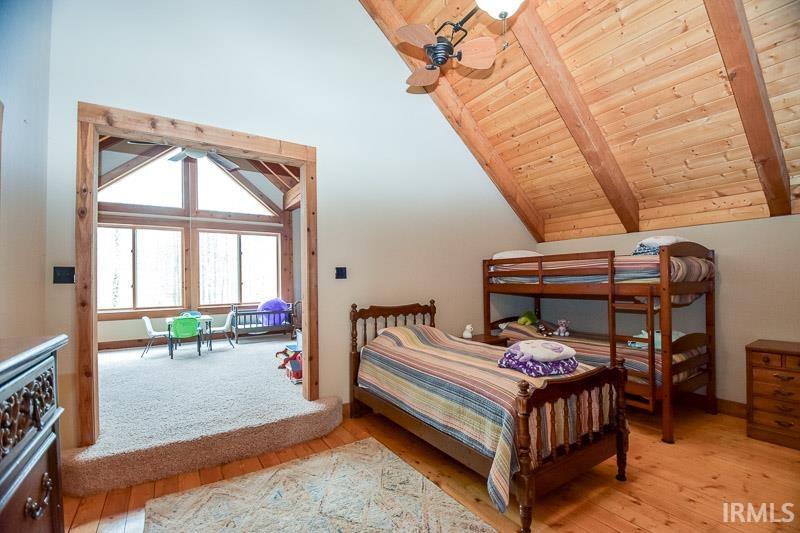 5736 N Pathways Drive