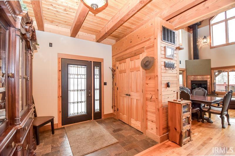 5736 N Pathways Drive