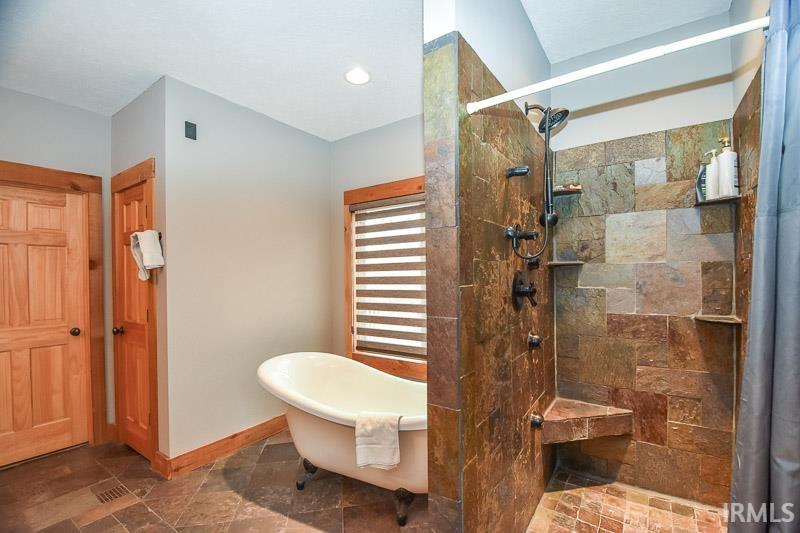 5736 N Pathways Drive