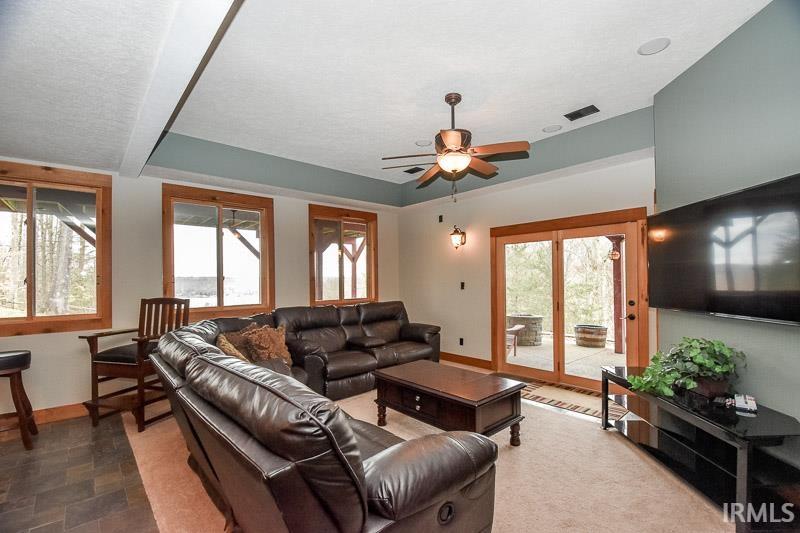 5736 N Pathways Drive