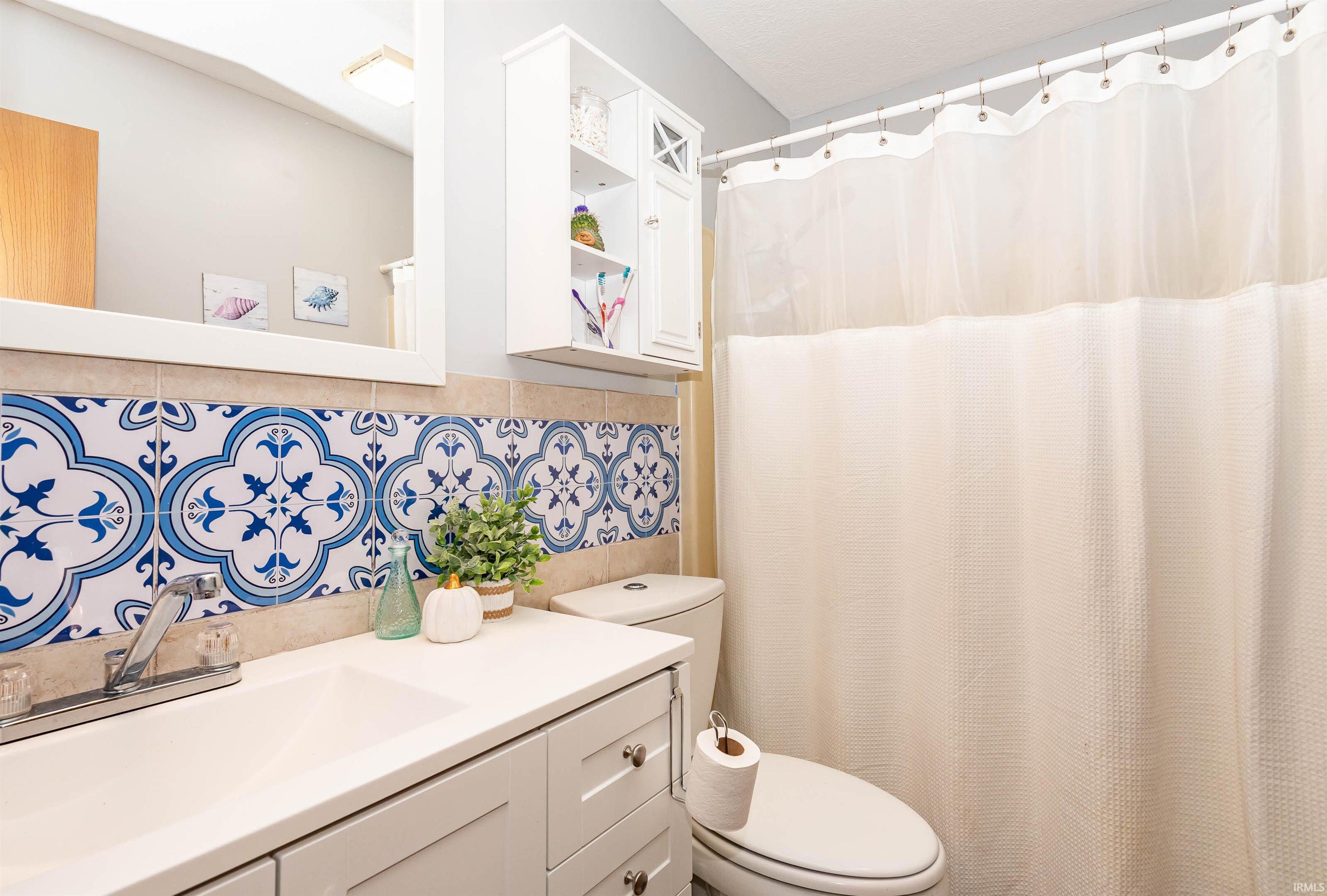 1113 N Forest View Drive