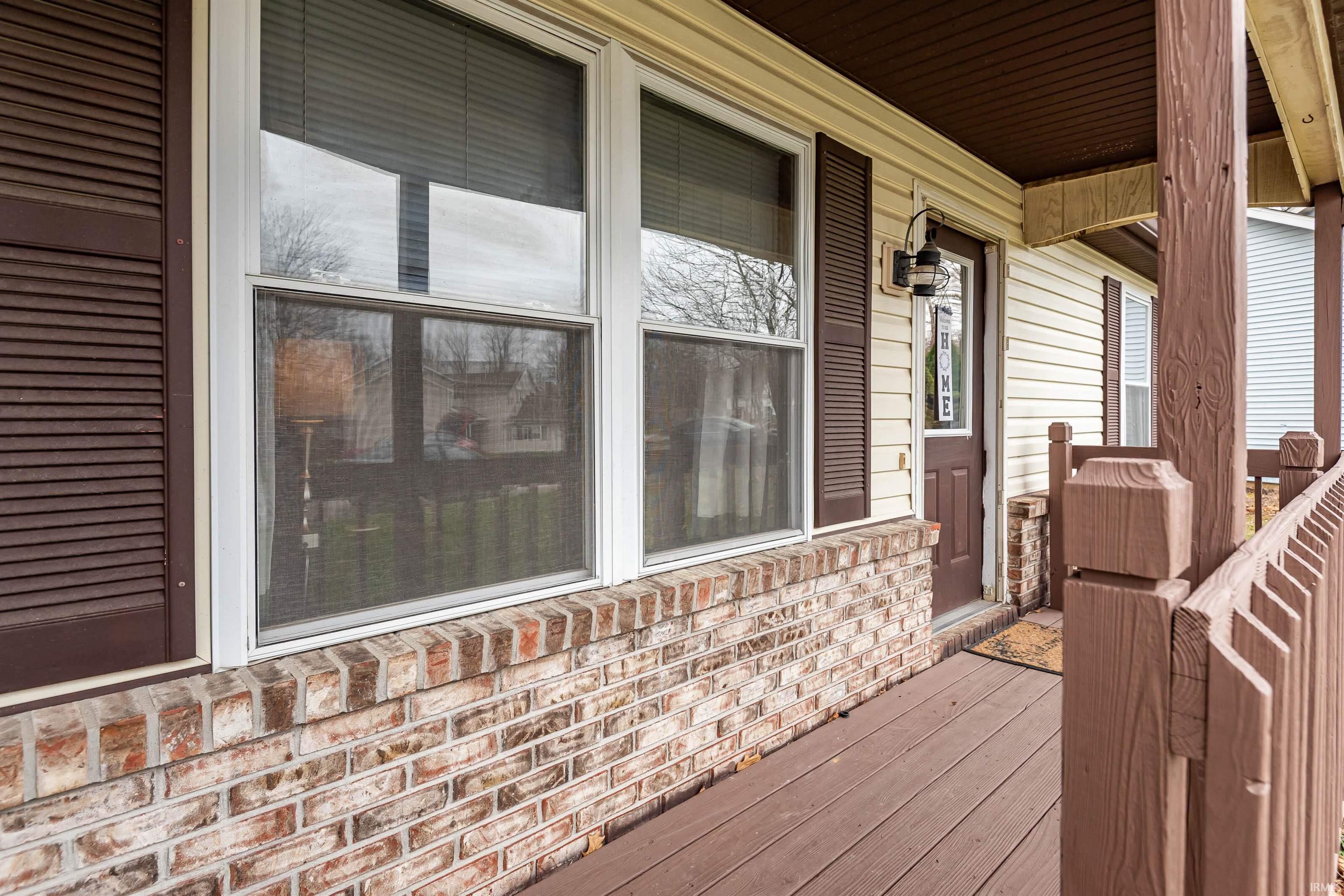 1113 N Forest View Drive