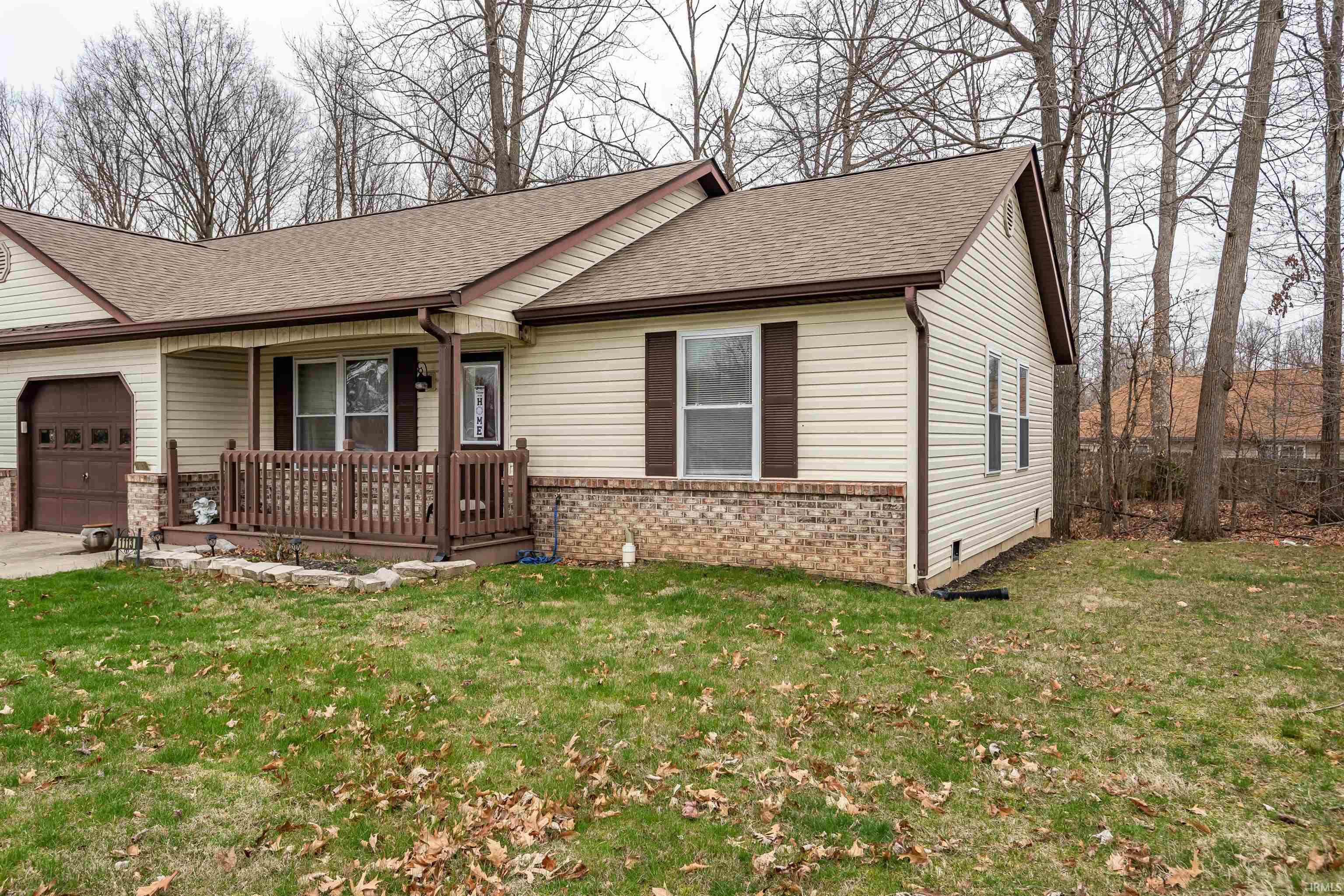 1113 N Forest View Drive