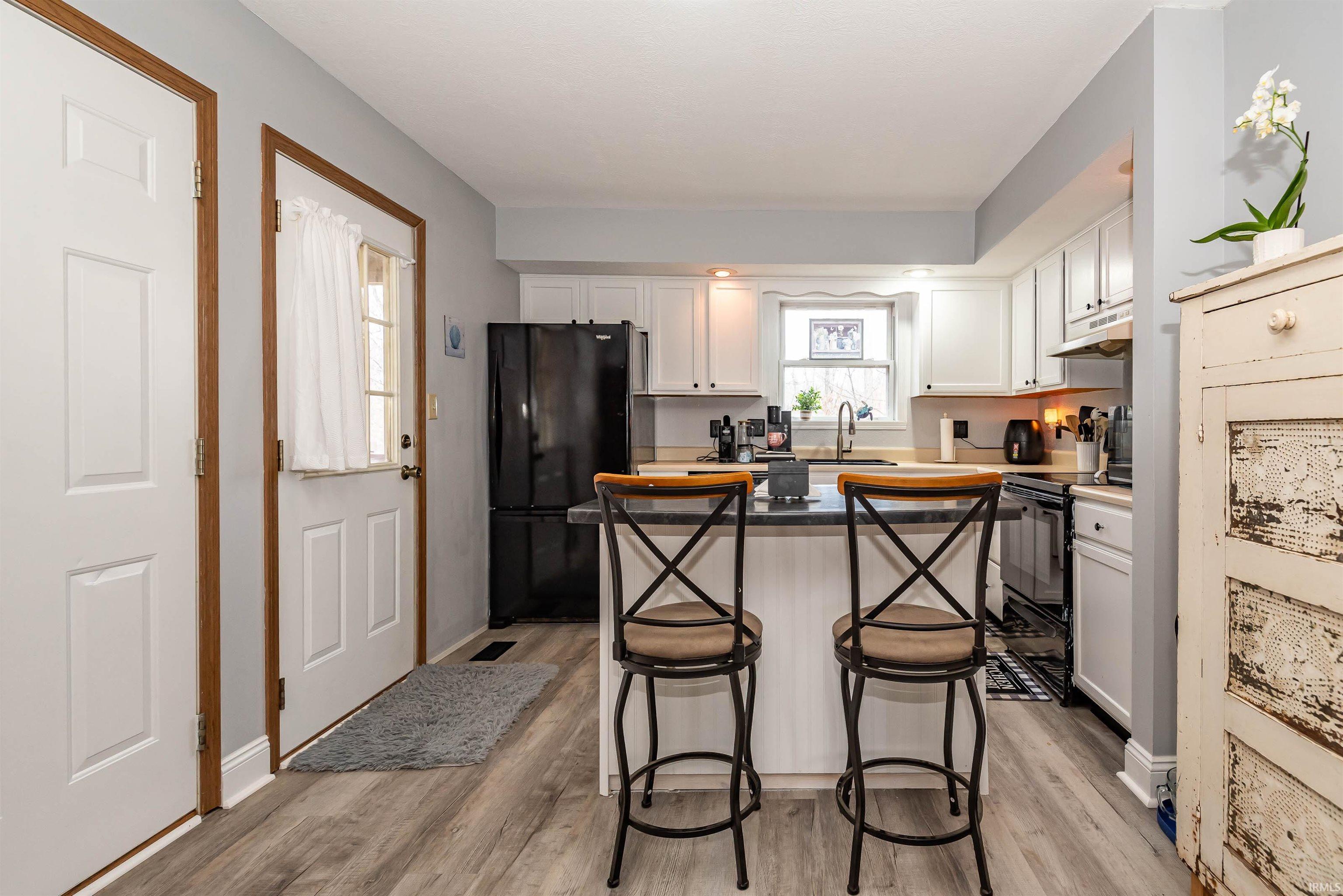 1113 N Forest View Drive