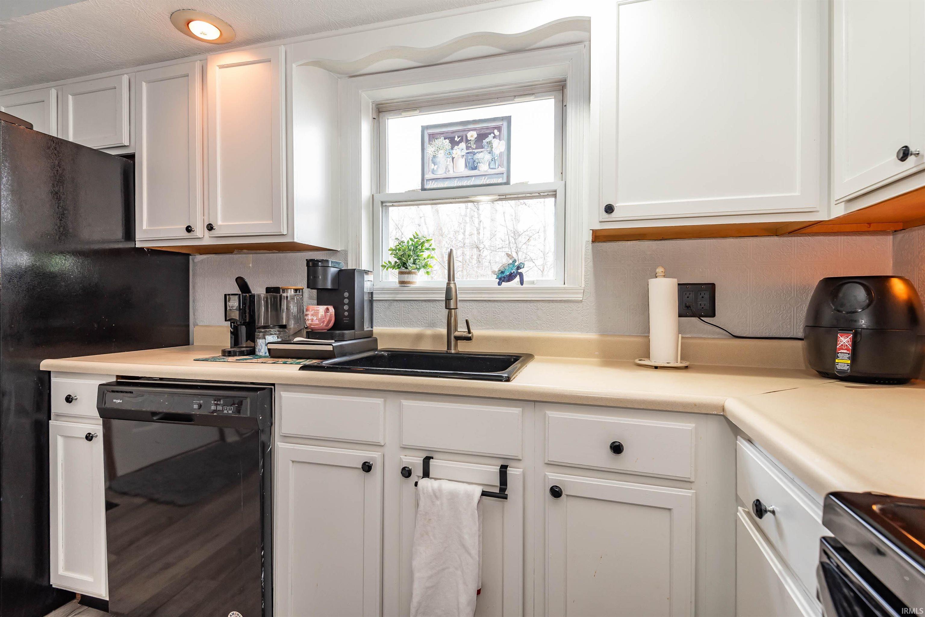 1113 N Forest View Drive