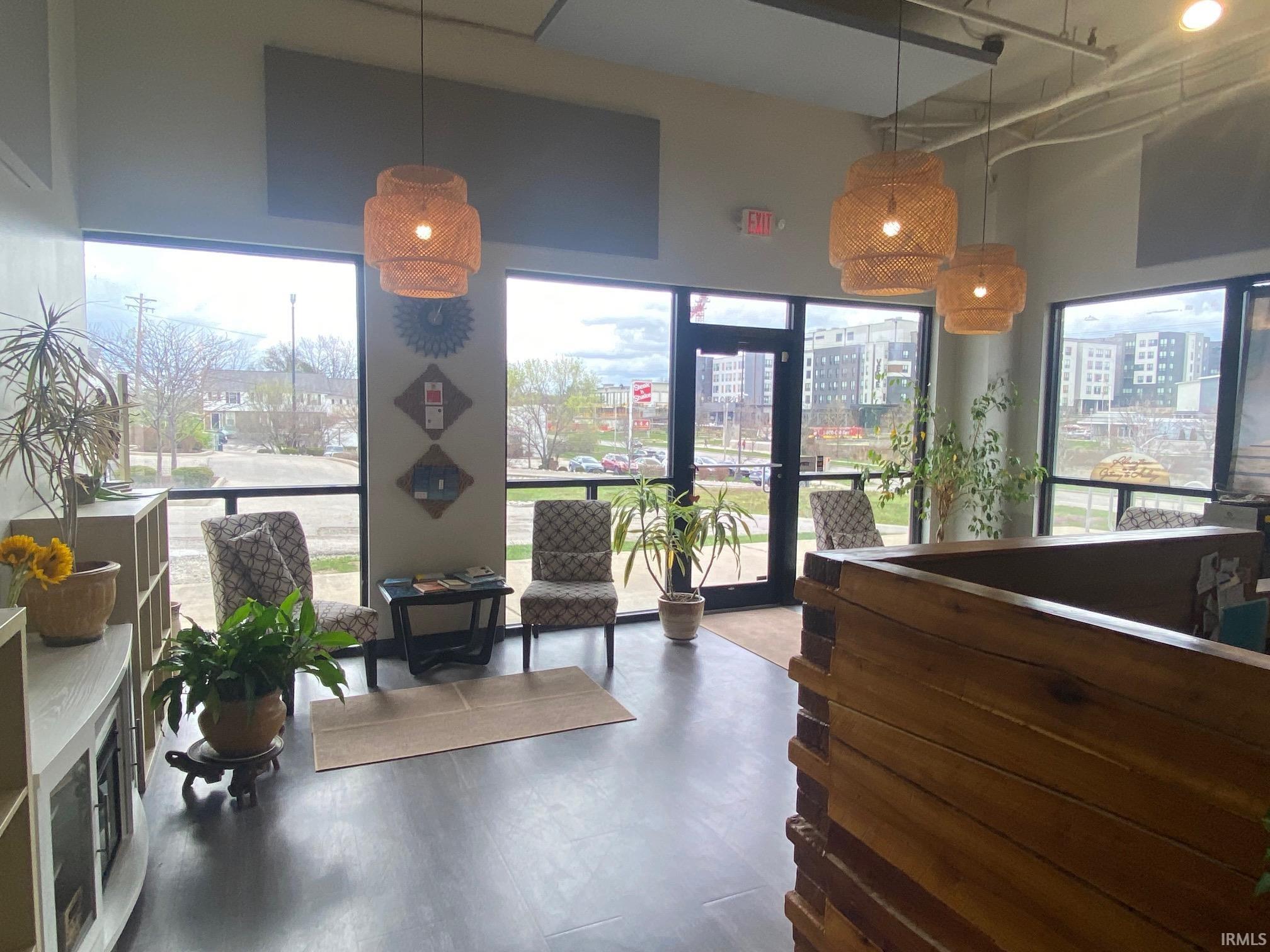 1713 N College (Suite 1) Avenue Unit: 1