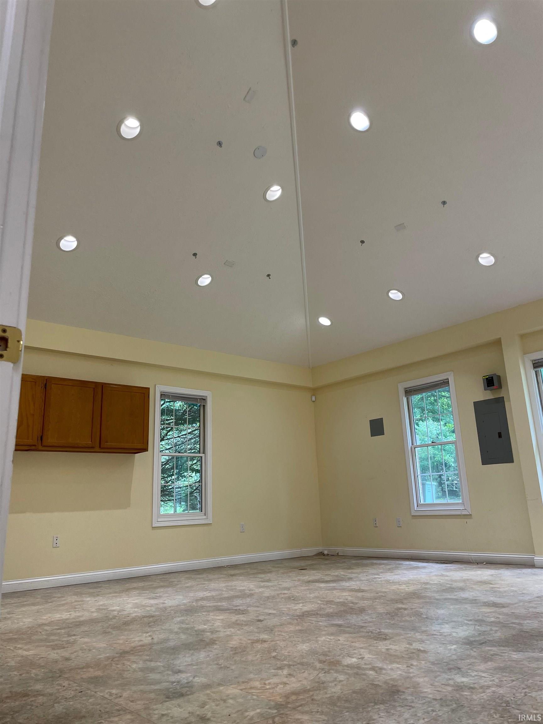 2201 W Sudbury Drive