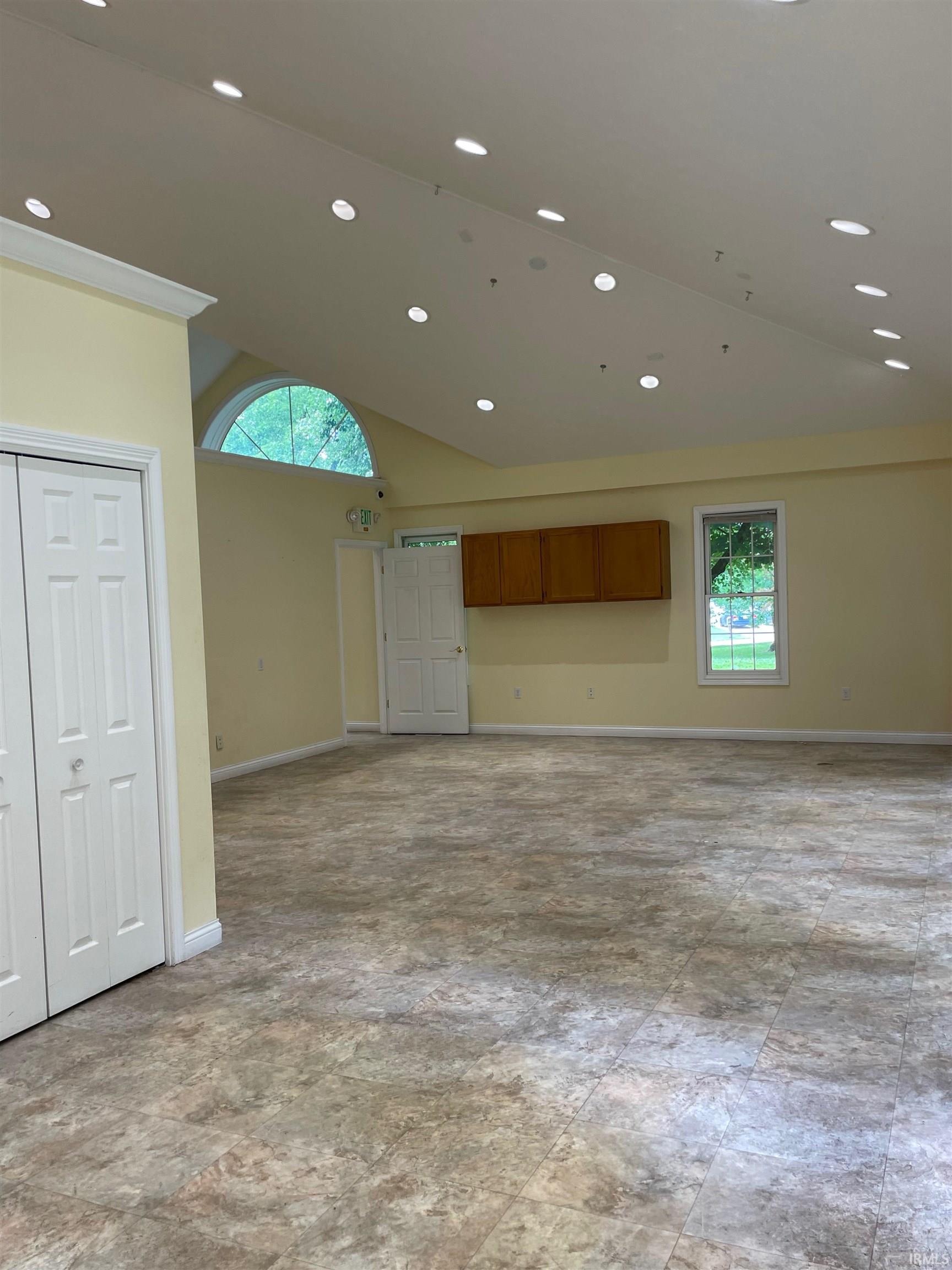 2201 W Sudbury Drive