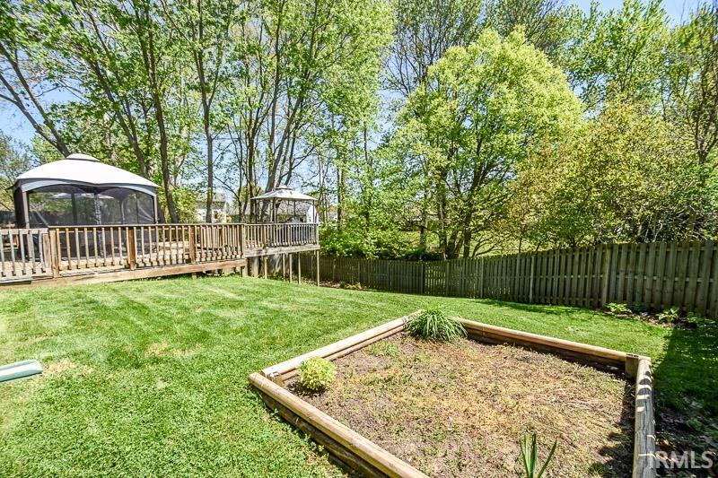 5809 W Stoneview Way