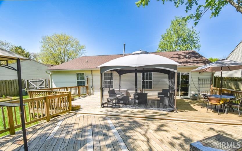 5809 W Stoneview Way