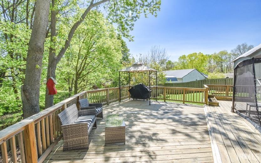 5809 W Stoneview Way