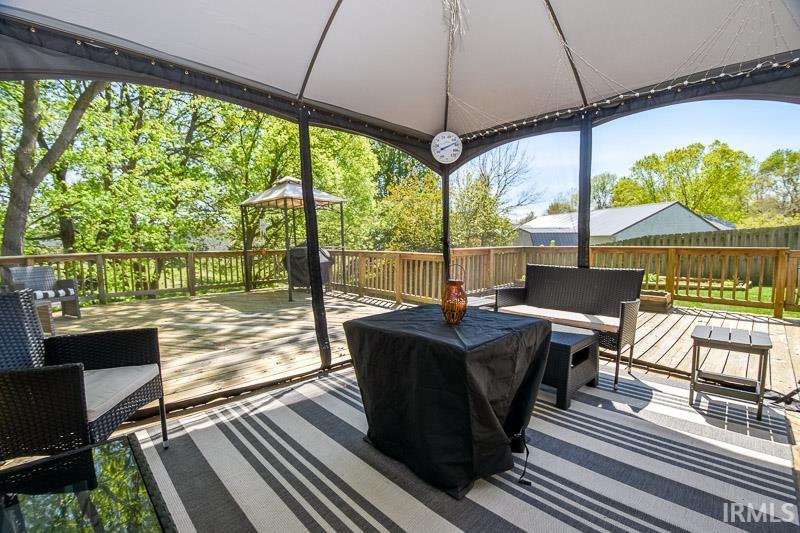 5809 W Stoneview Way