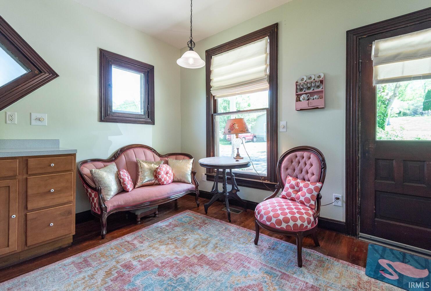 8225 N Market Street