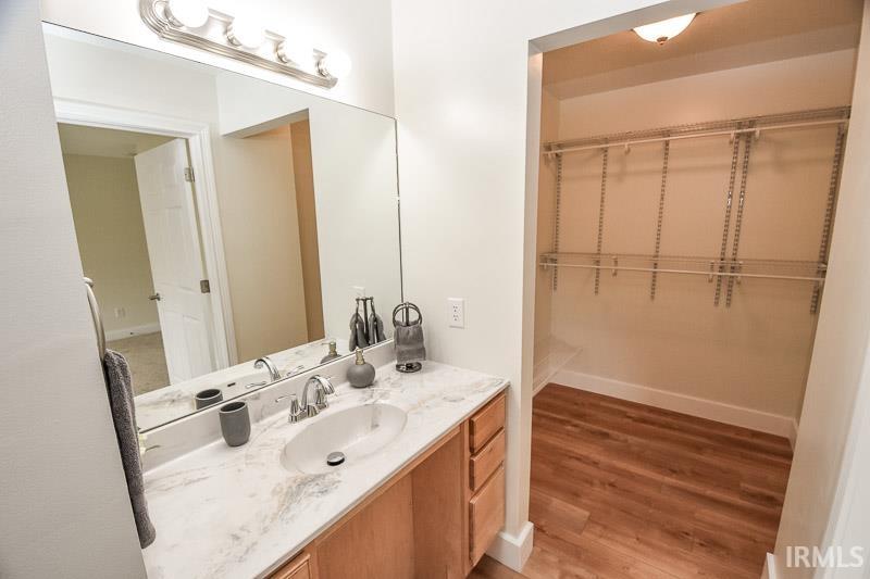 1504 S Arbor Ridge Court