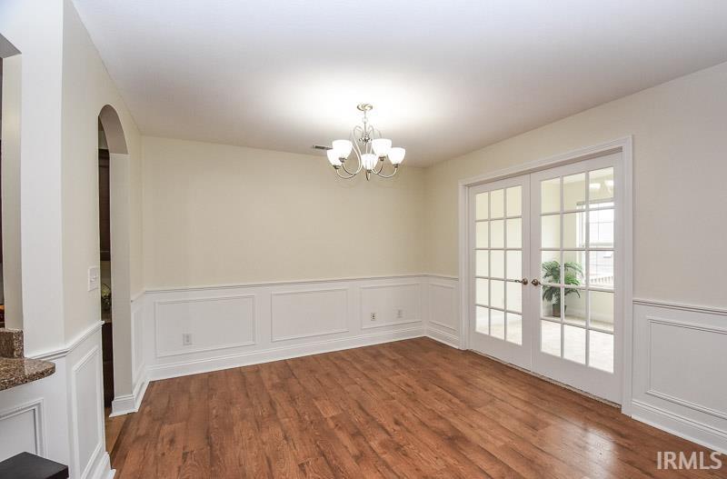 1504 S Arbor Ridge Court