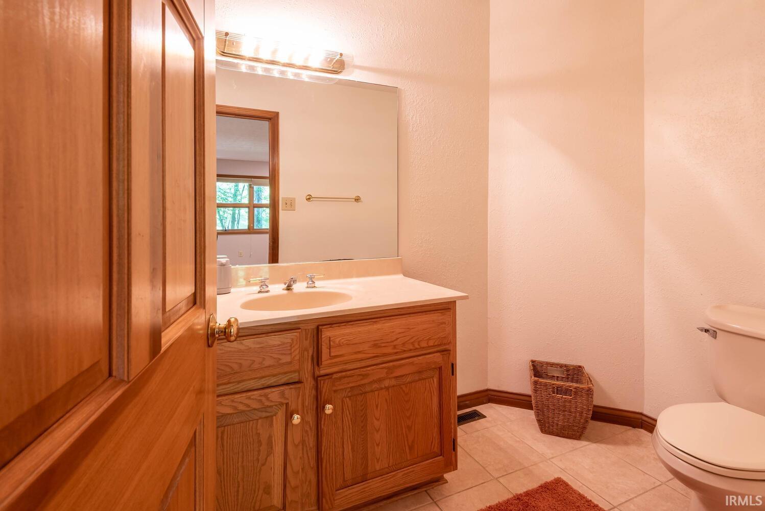 2360 E Linden Hill Drive