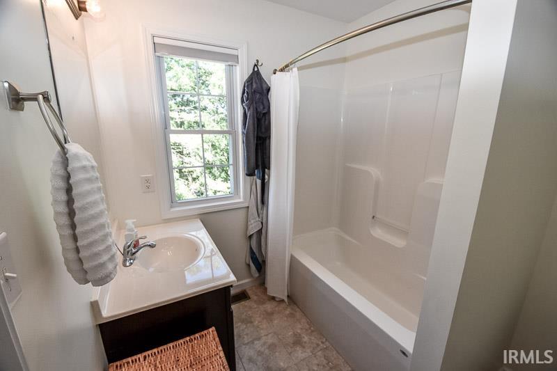 2594 S Flat Rock Road Unit: 48