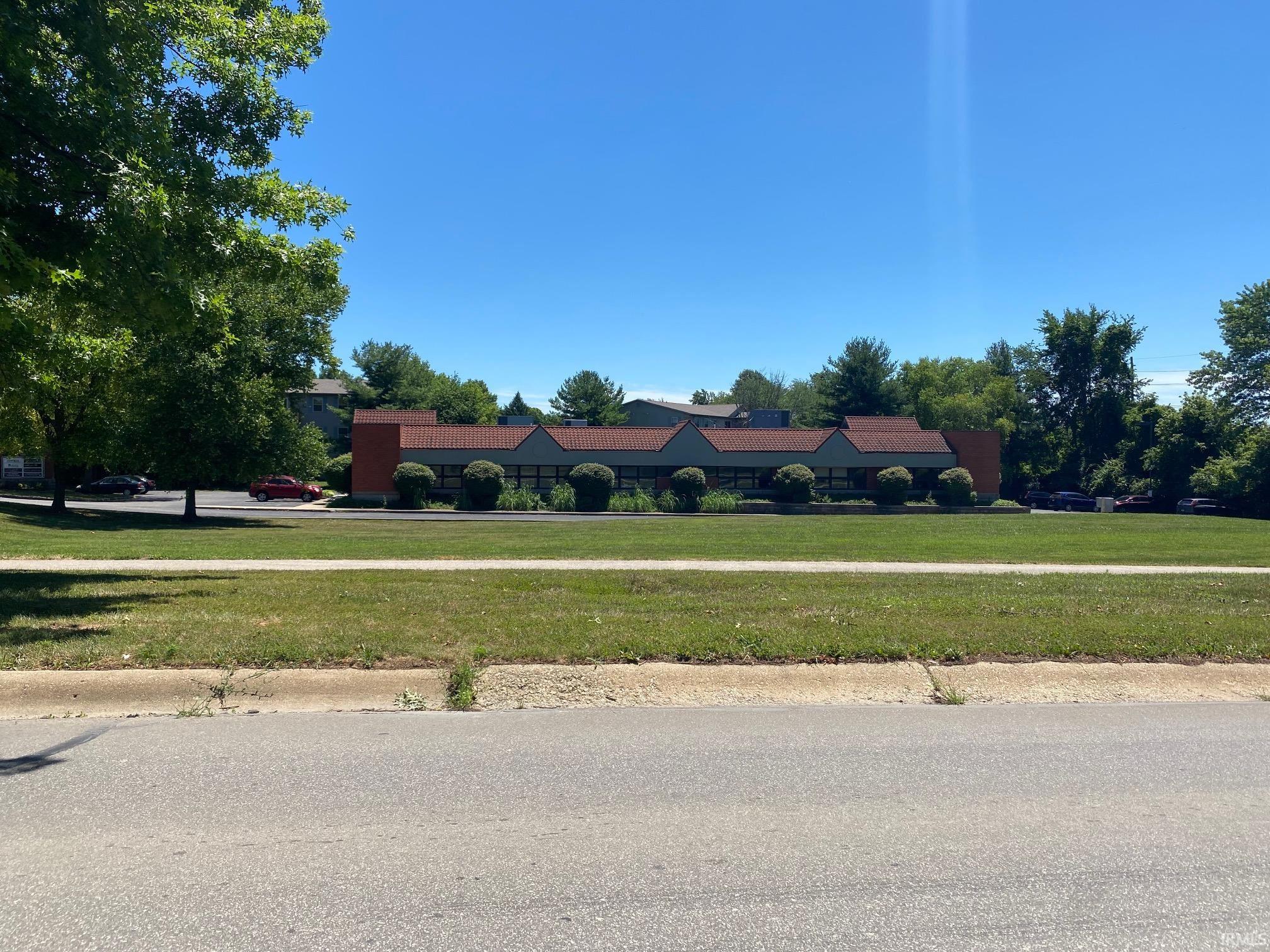 3100 E John Hinkle Place Unit: 101