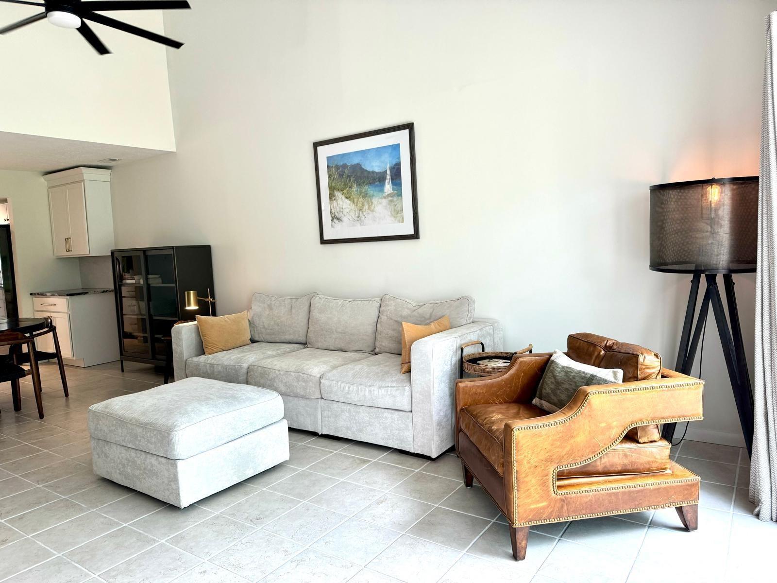 9105 S Greenridge Lane