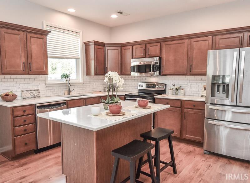 3667 S Glasgow Circle