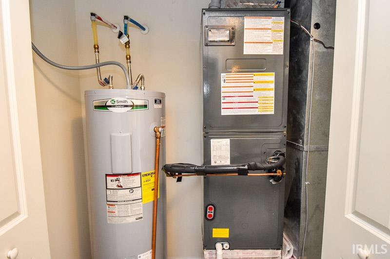 3667 S Glasgow Circle