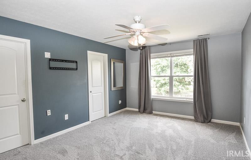 3667 S Glasgow Circle