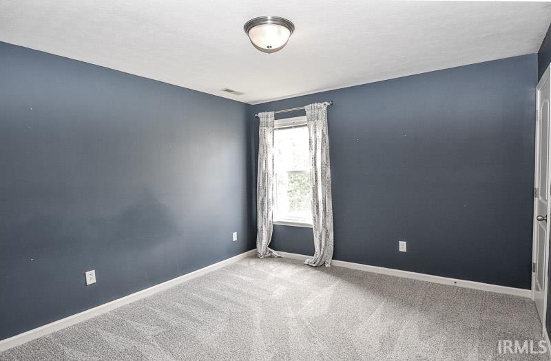 3667 S Glasgow Circle