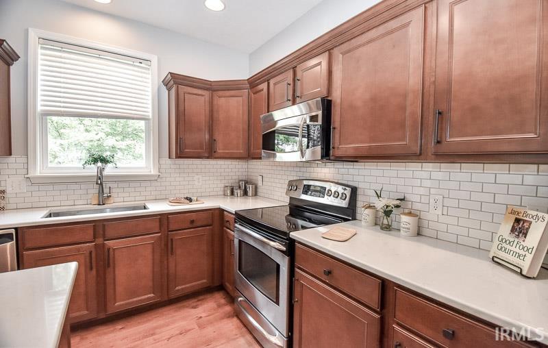 3667 S Glasgow Circle