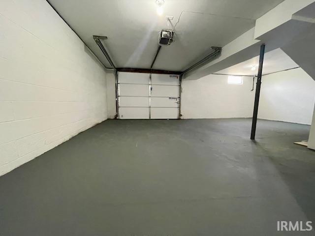 3920 W Walnut Leaf Drive