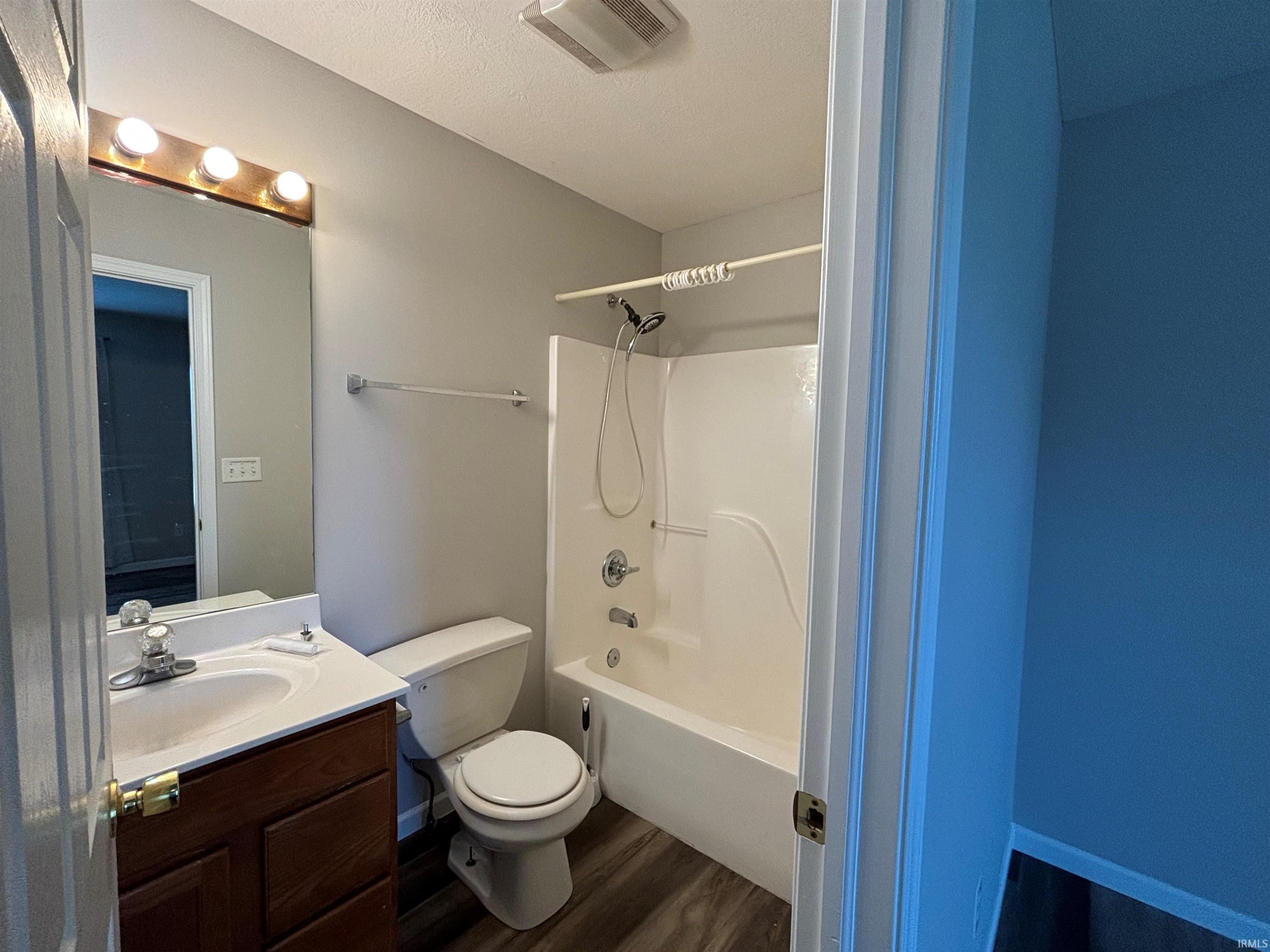 4829 N Palisade Drive