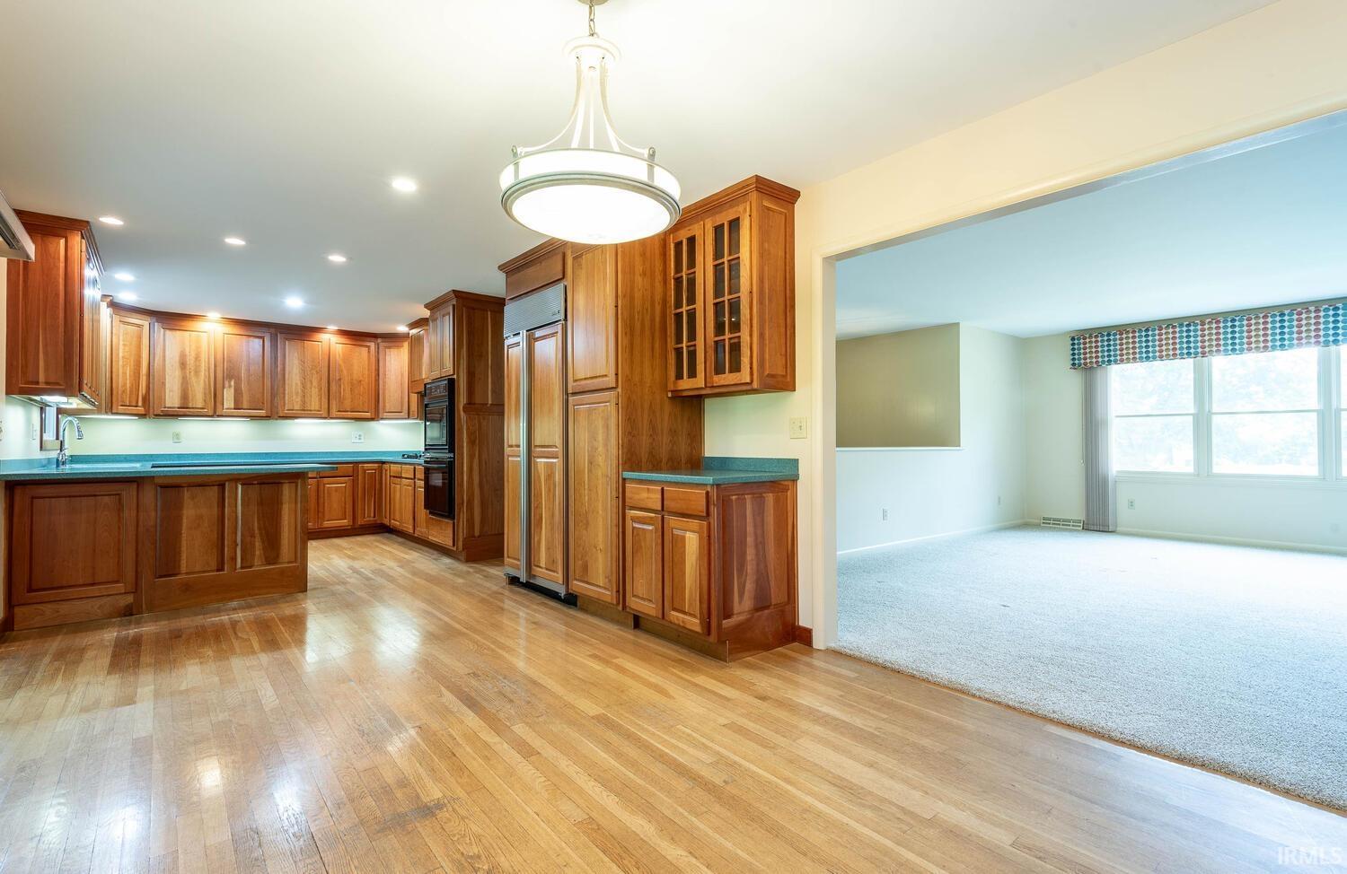 2300 S Woodbluff Court