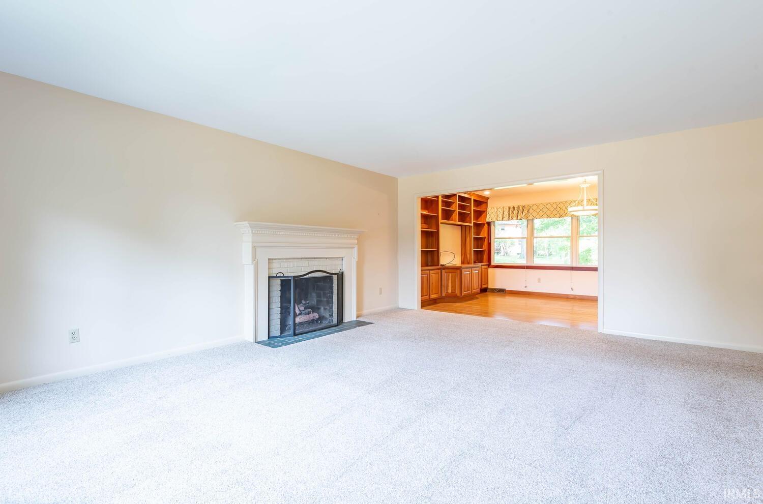 2300 S Woodbluff Court