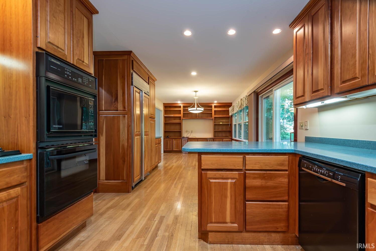 2300 S Woodbluff Court