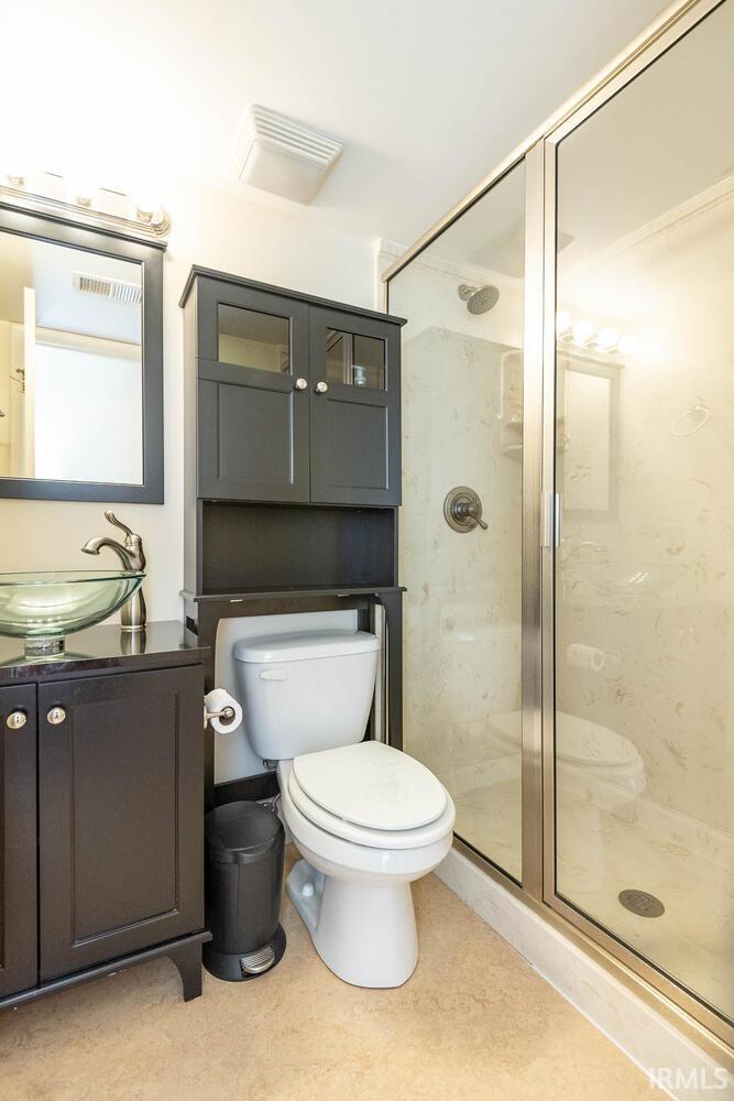 2300 S Woodbluff Court