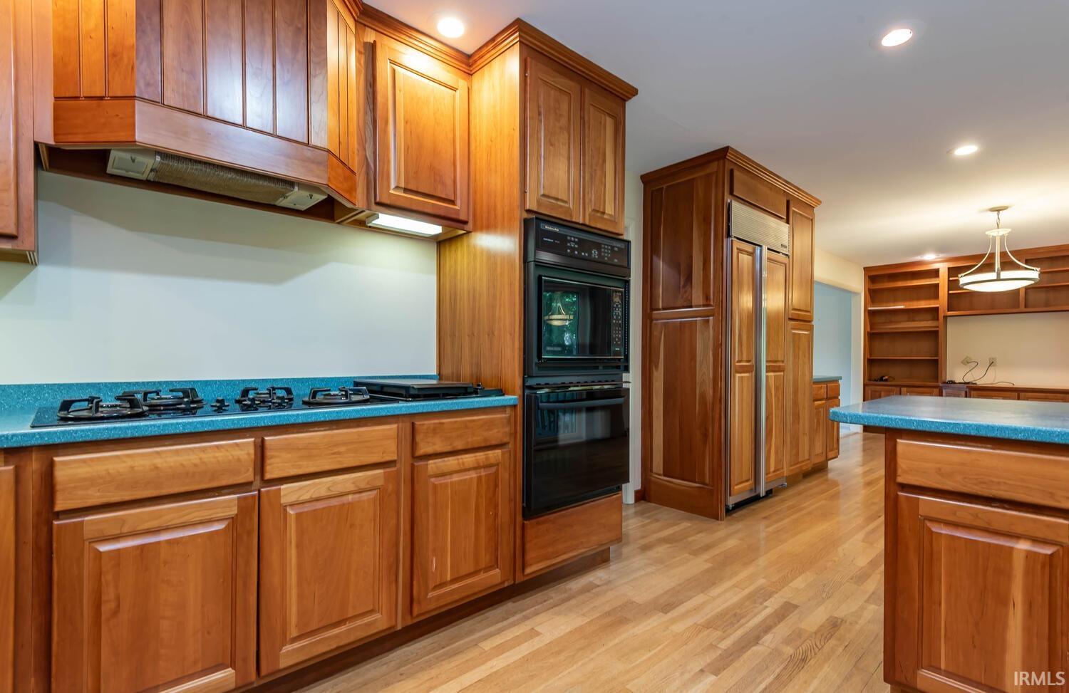 2300 S Woodbluff Court