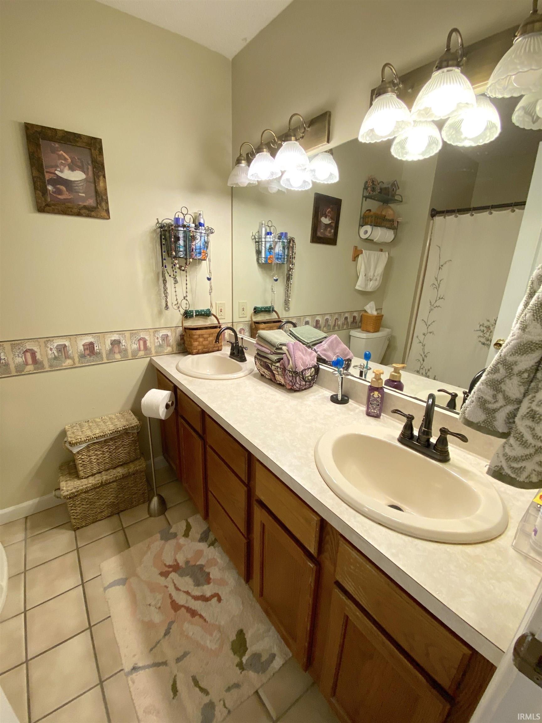 4119 S Hedgewood Drive