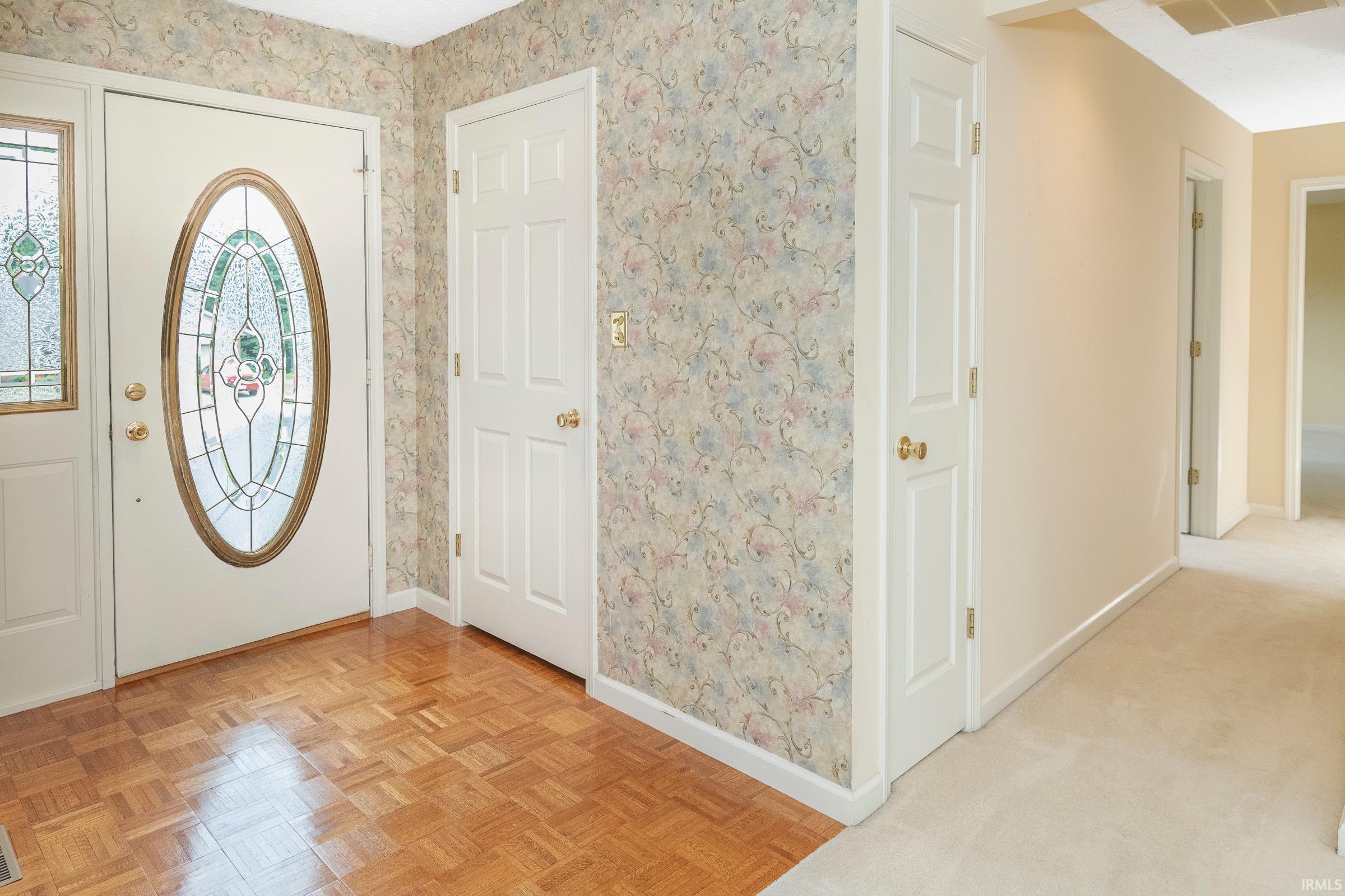 800 W Whitestone Street