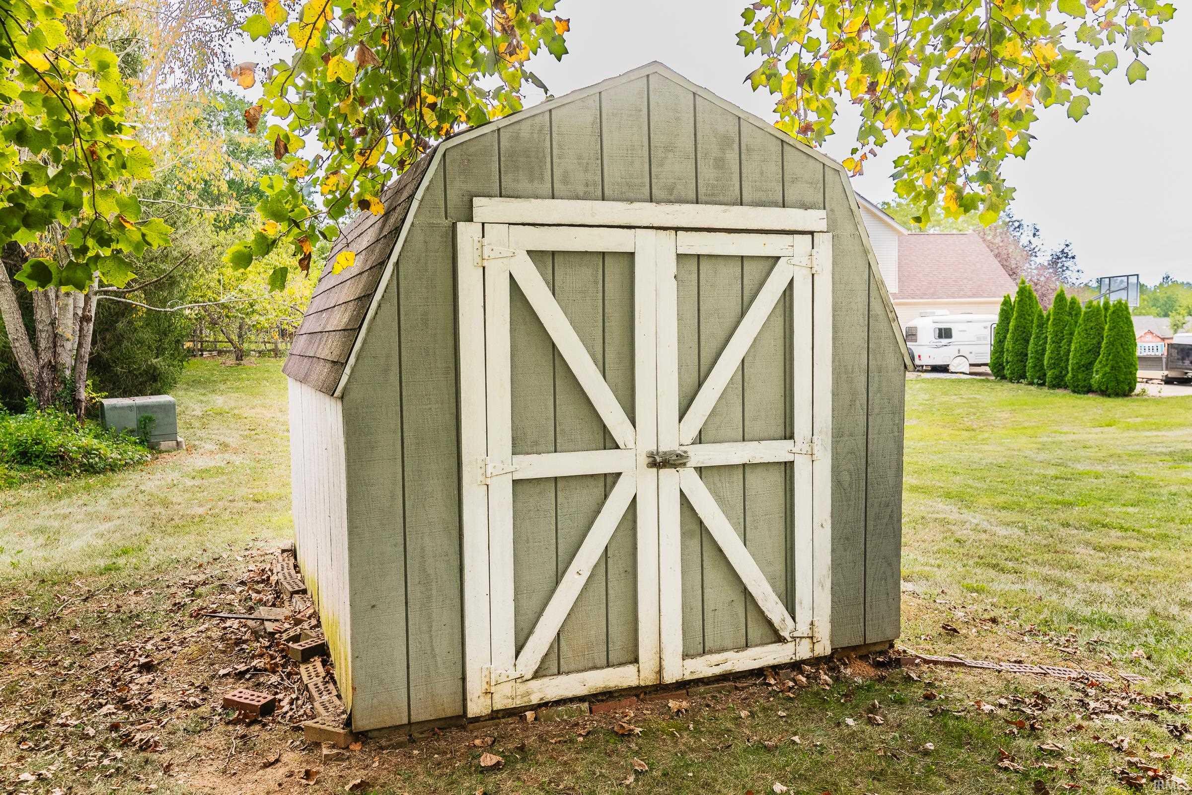 800 W Whitestone Street