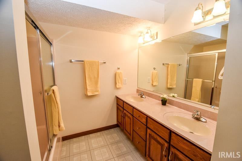 7810 N Wexford Court