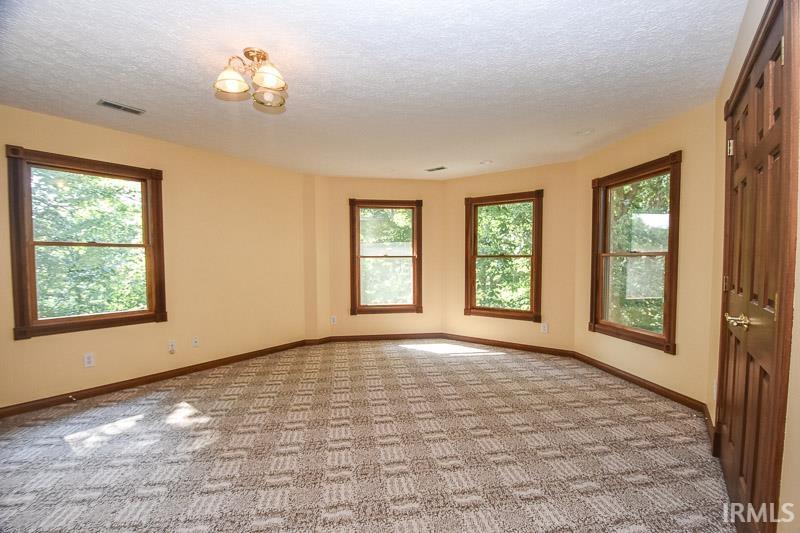 7810 N Wexford Court