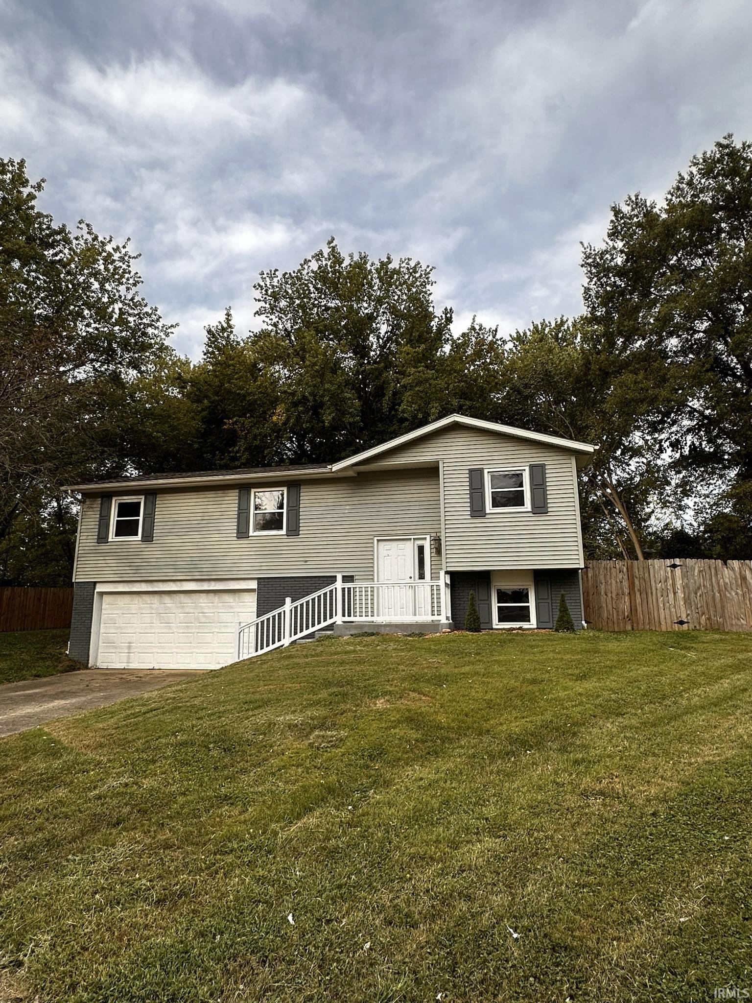 740 S Westwood Drive