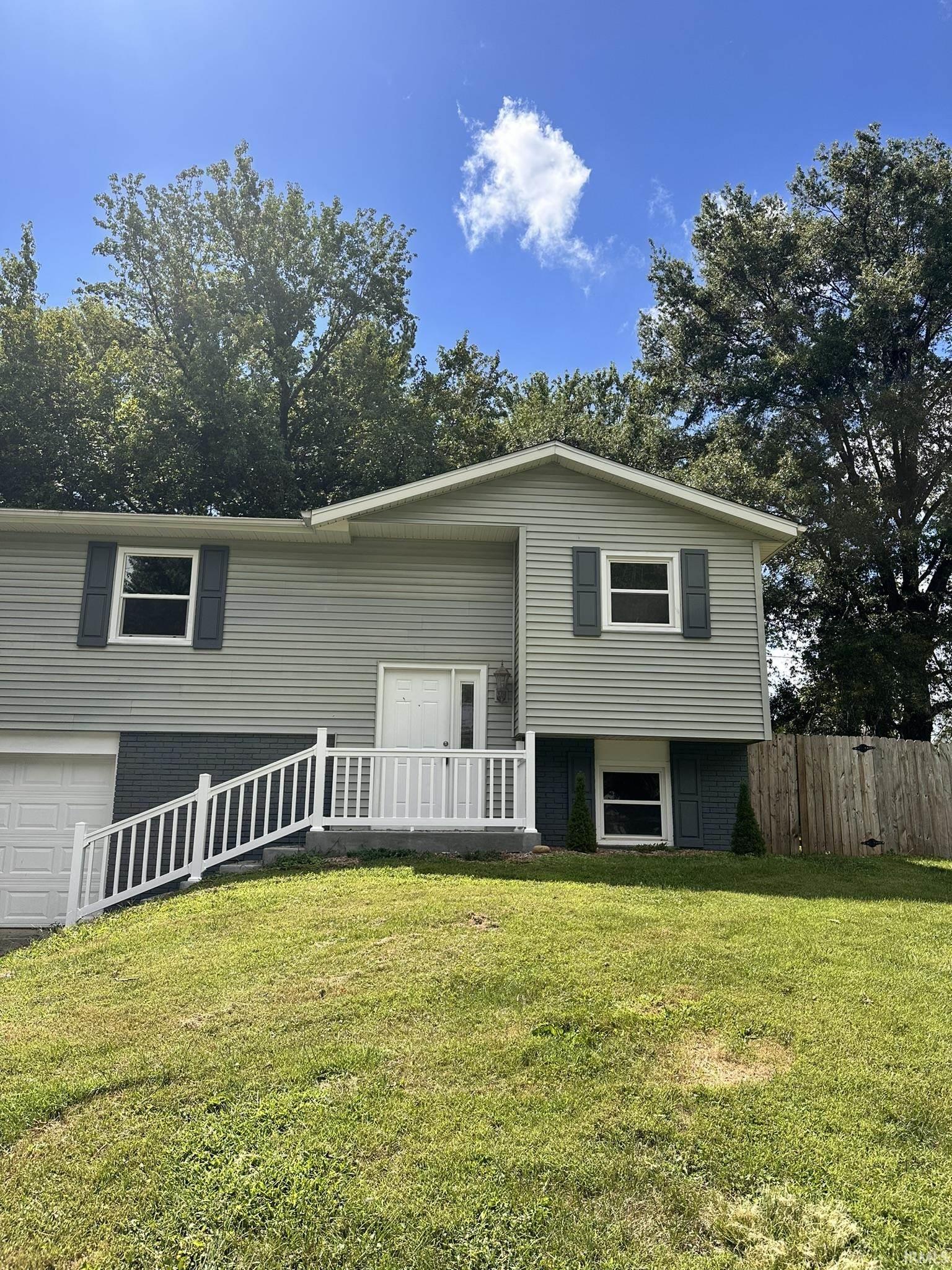 740 S Westwood Drive