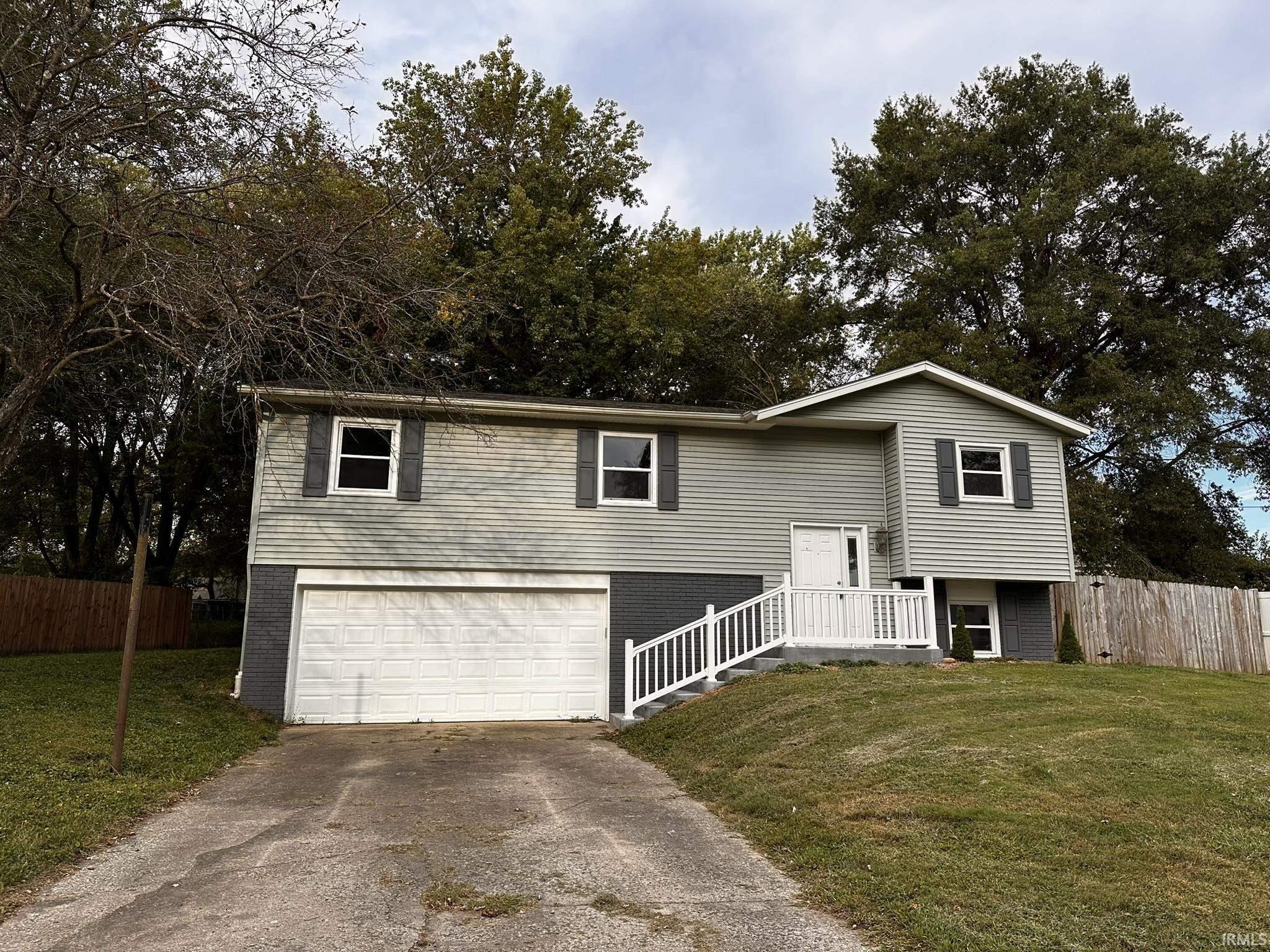 740 S Westwood Drive