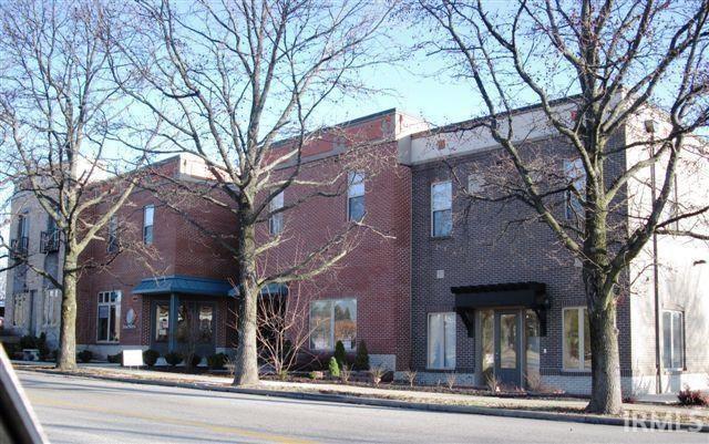 802 Auto Mall Rd Unit: 2