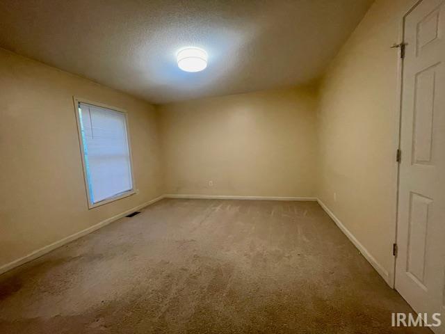 3389 S Oaklawn Circle