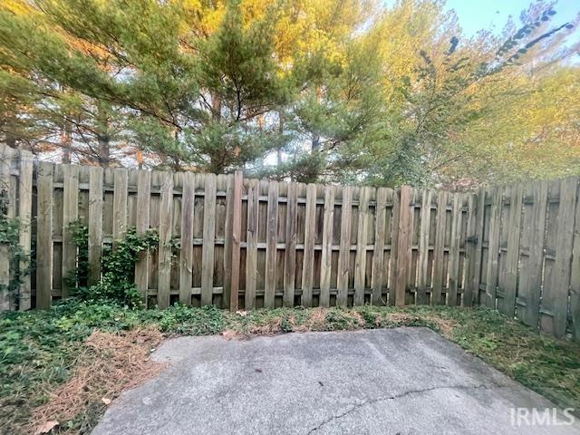 3389 S Oaklawn Circle