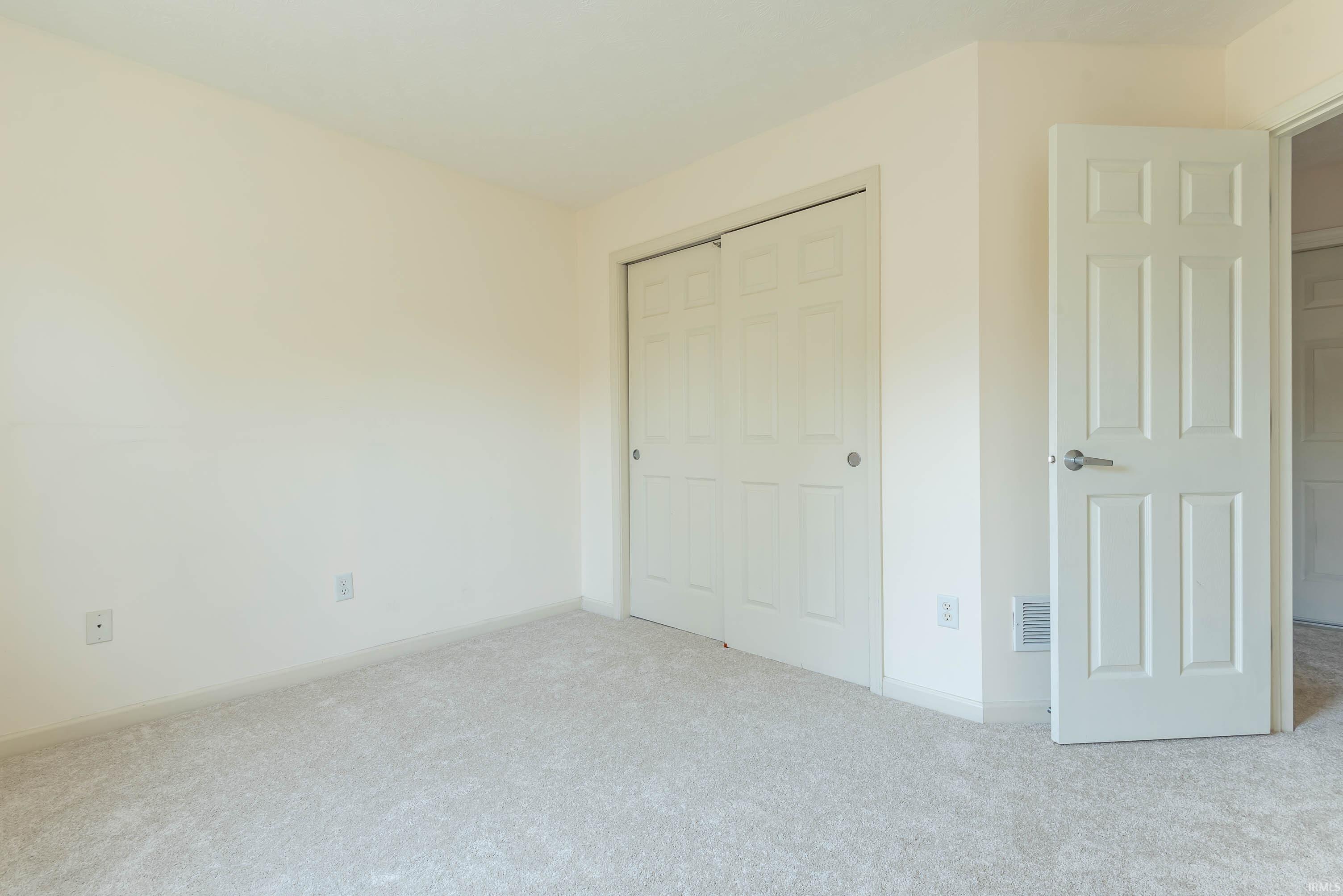 3409 S Cedarwood Circle