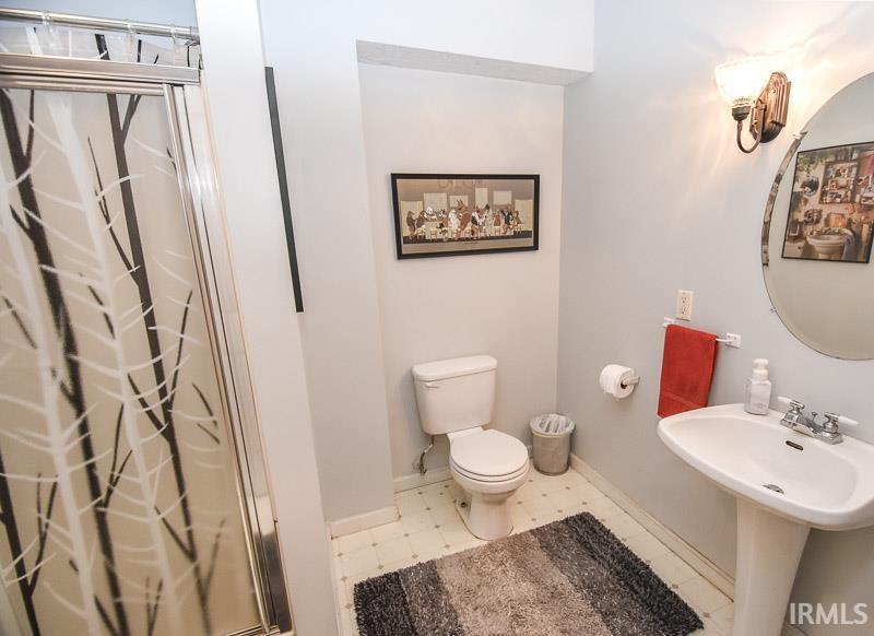 3301 S Rolling Oak Drive